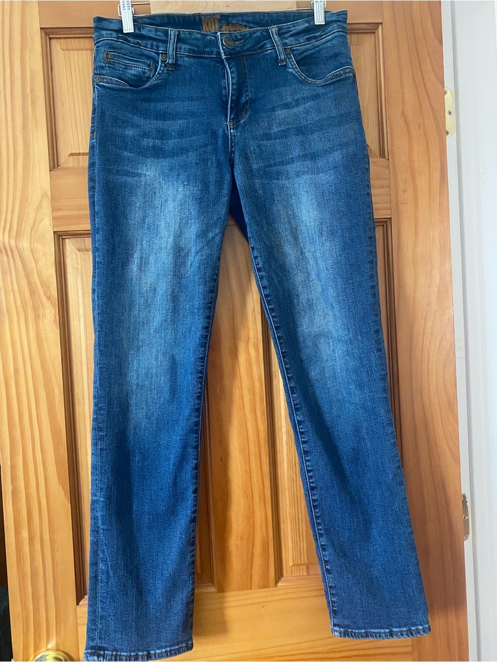 Kut From The Kloth Straight Leg Jeans Women’s 10 Medium Wash Stretch 29” Inseam